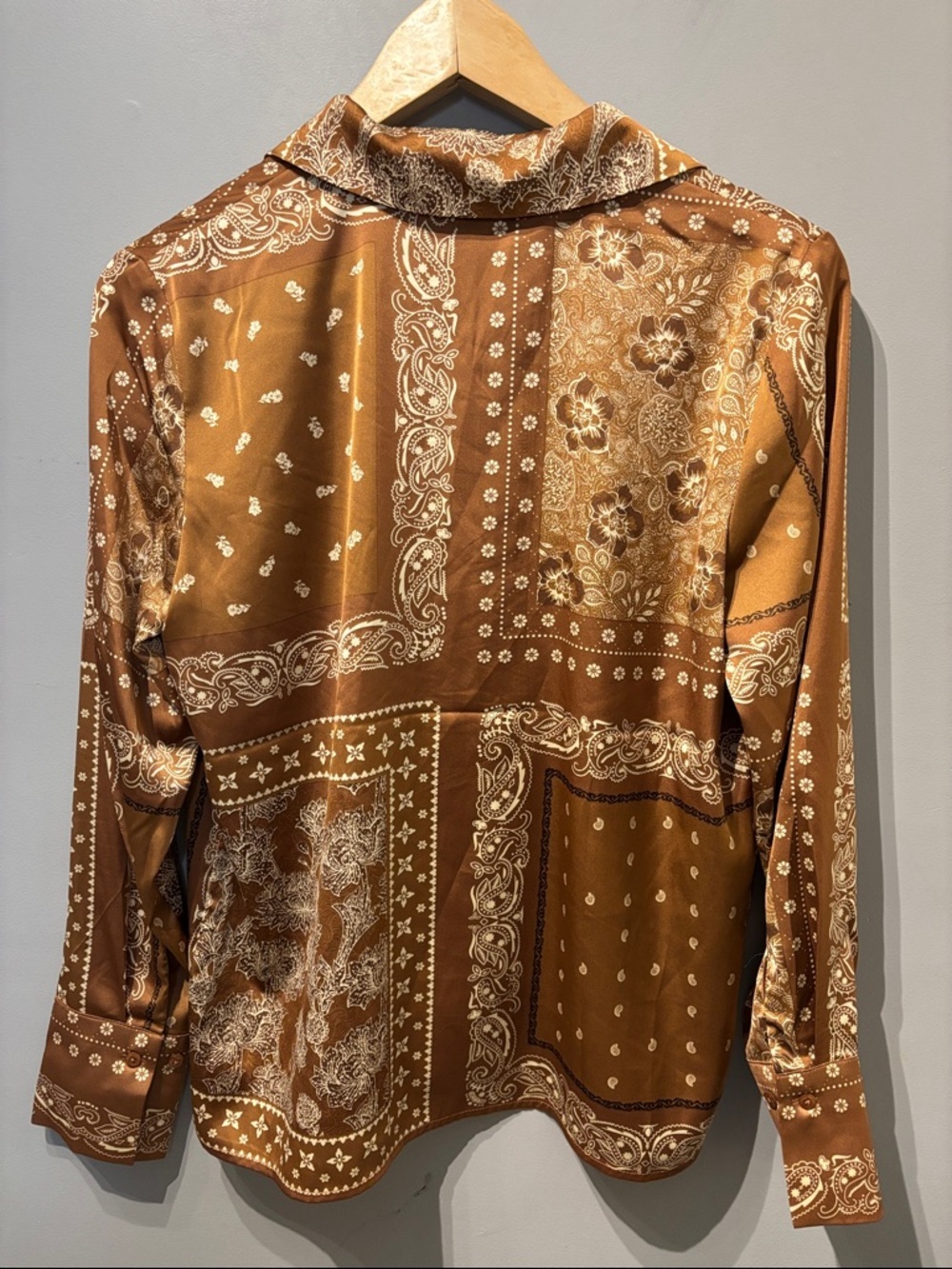 Maison d’Amelie Floral and Paisley Patterned Oversized Blouse - Picture 3 of 7